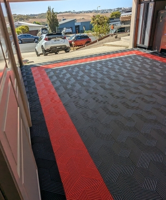40x40 Полипропиленовые плитки для гаража 18 мм