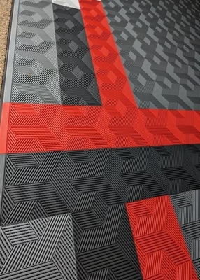 3D-образные сцепляющие гаража плитки 620 г на плитку для быстрой очистки