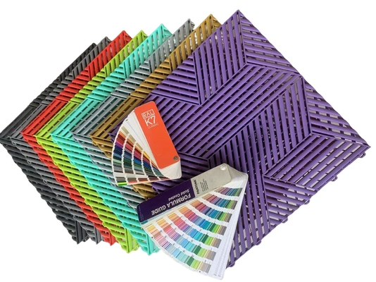 OEM самоотводные плитки для пола гаража Красочные полные коврики для гаража